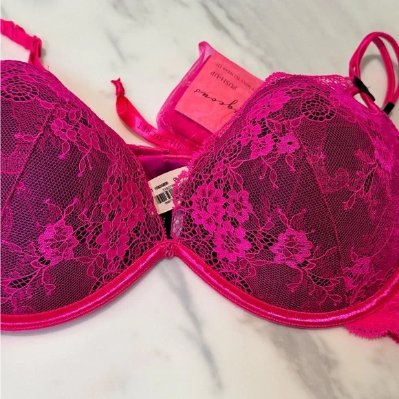 PINK Victoria's Secret Fuchsia Lace Bra - Picture 2 of 3